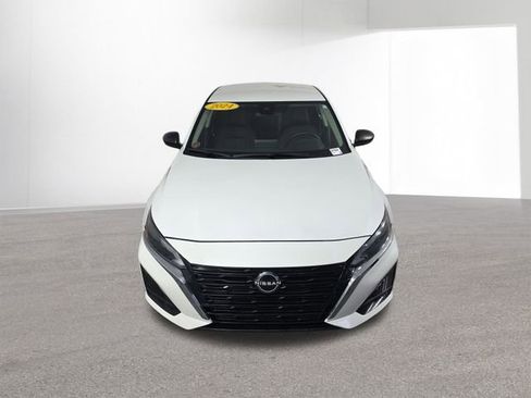 Used 2024 Nissan Altima 2.5 SV image 45