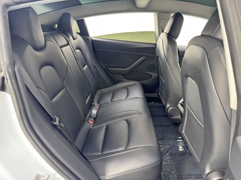 Used 2023 Tesla Model 3 Standard Range image 39