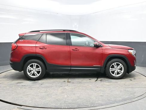 Used 2019 GMC Terrain SLE w/ Driver Convenience Package image 8