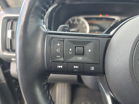 Used 2024 Nissan Pathfinder SL w/ SL Premium Package AWD/4WD image 29