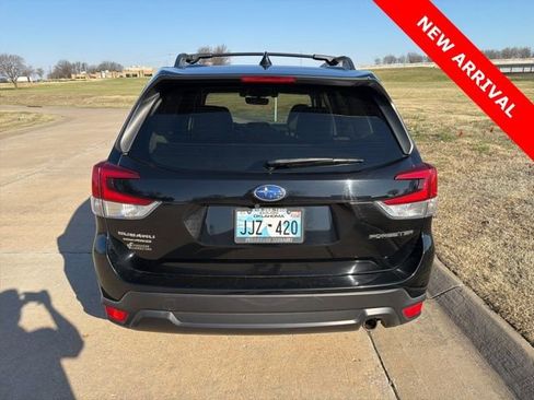 Used 2019 Subaru Forester Limited image 4