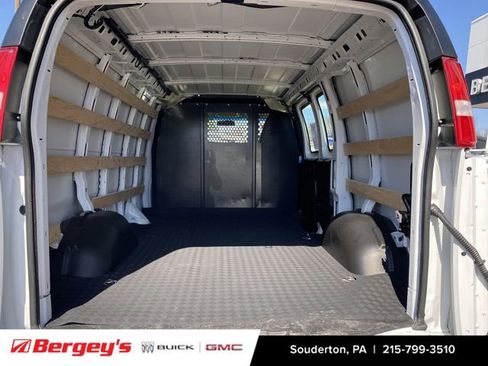 Certified 2024 GMC Savana 2500 w/ Driver Convenience Package image 5