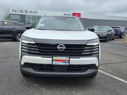 New 2026 Nissan Kicks SV w/ SV Premium Package AWD/4WD image 30