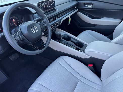 Used 2024 Honda Accord EX image 9
