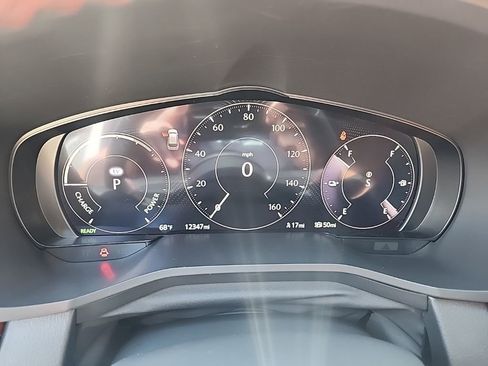 Certified 2025 MAZDA CX-70 Plug-In Hybrid w/ Premium Plus AWD/4WD image 22