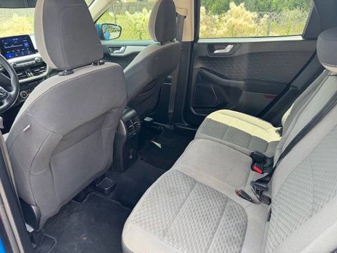 Used 2020 Ford Escape SE image 28