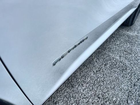 Certified 2025 GMC Acadia Elevation image 31