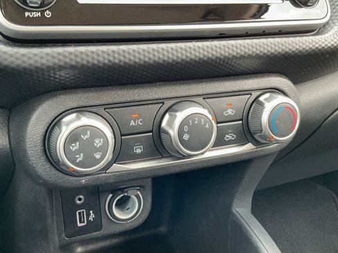 Used 2024 Nissan Kicks S FWD image 16