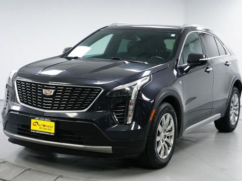 Used 2023 Cadillac XT4 Premium Luxury image 4