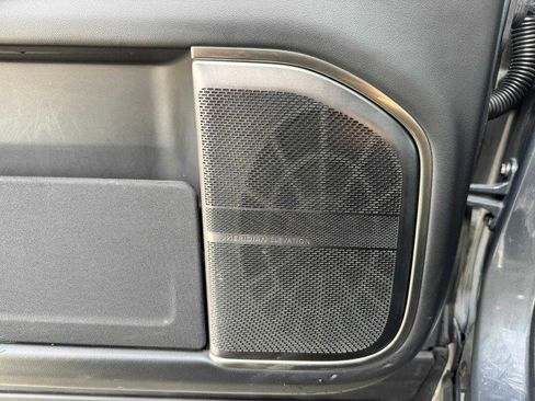 Used 2022 Rivian R1T Adventure image 21