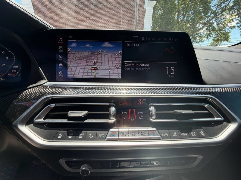 Used 2021 BMW X5 M Competition w/ Premium Package AWD/4WD image 40