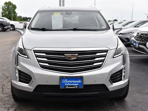 Used 2017 Cadillac XT5 Premium Luxury FWD image 4