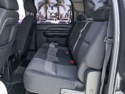 Used 2010 Chevrolet Silverado 1500 LT w/ Regional Value Package image 32