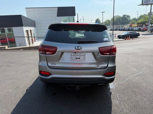 Used 2019 Kia Sorento AWD image 7