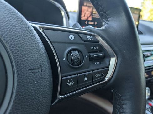 Used 2024 Acura MDX SH-AWD w/ Advance Package image 21