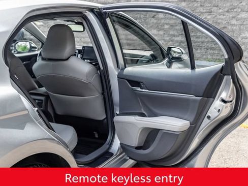 Used 2022 Toyota Camry XLE FWD image 20