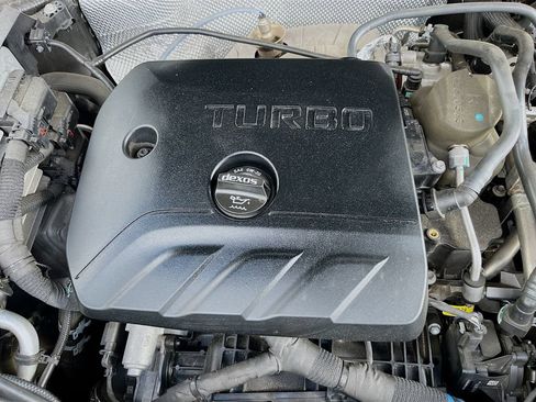 Used 2021 Chevrolet TrailBlazer RS w/ Technology Package FWD image 31