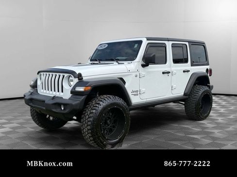 Used 2020 Jeep Wrangler Unlimited Sport image 1