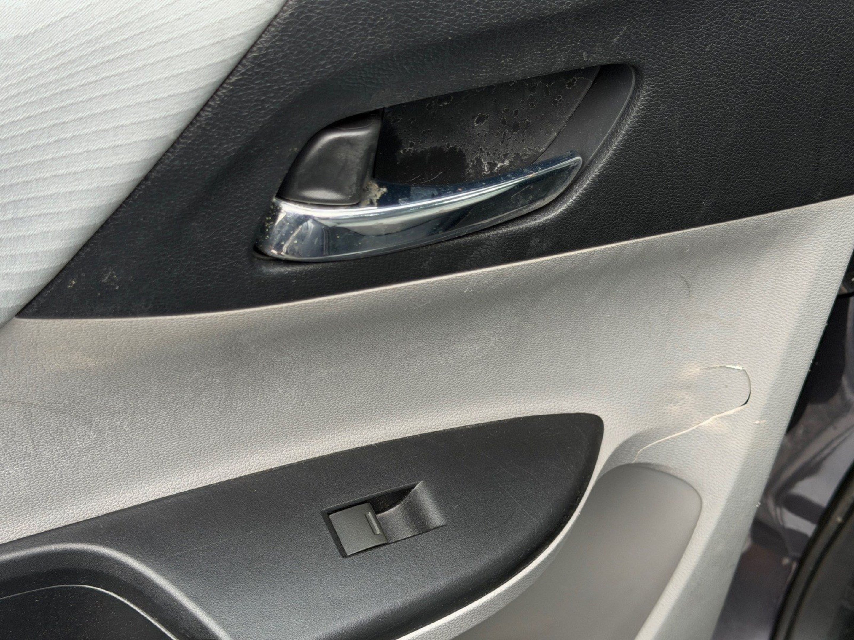Used 2015 Honda Accord LX image 12
