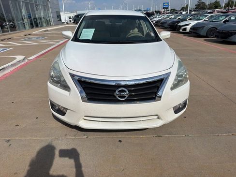 Used 2013 Nissan Altima 2.5 SV FWD image 6