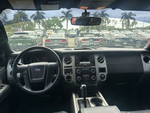 Used 2017 Ford Expedition EL XLT w/ Equipment Group 201A RWD image 3