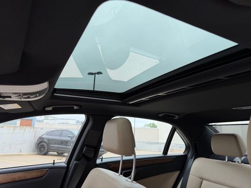 Used 2013 Mercedes-Benz E 350 Sedan image 9