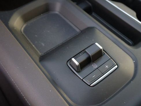 New 2026 GMC Sierra 3500 Denali w/ Denali Reserve Package image 33