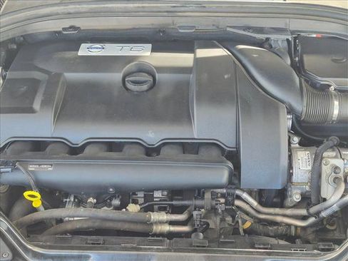 Used 2015 Volvo XC60 T6 image 23