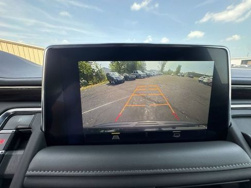 Used 2023 Chevrolet Tahoe LT image 16