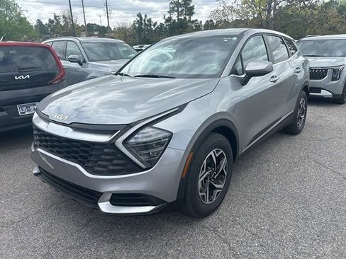 Certified 2025 Kia Sportage LX image 10