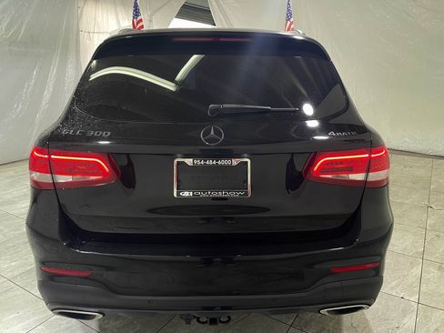 Used 2019 Mercedes-Benz GLC 300 4MATIC w/ AMG Line image 5