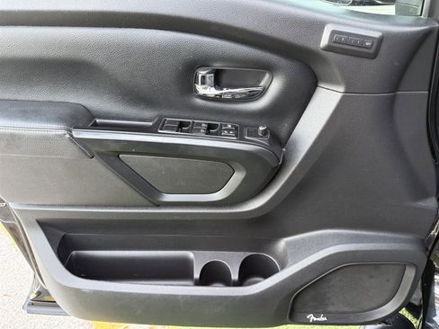 Used 2019 Nissan Titan SL w/ Midnight Edition image 29