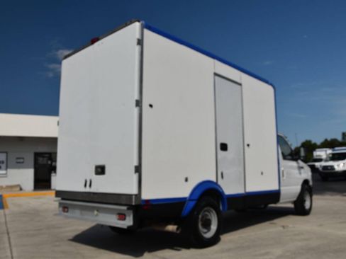 Used 2023 Ford E-350 and Econoline 350 Super Duty w/ Power Windows & Locks Group RWD image 7