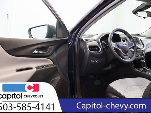 Used 2020 Chevrolet Equinox LS AWD/4WD image 9