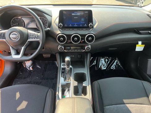 Used 2022 Nissan Sentra SR FWD image 13