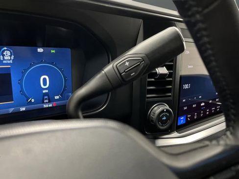 Used 2025 Ford F350 Platinum image 23