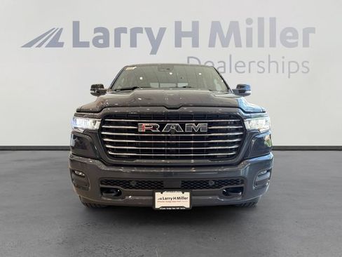 New 2026 RAM 1500 Laramie AWD/4WD image 8