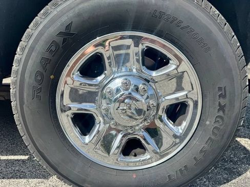 Used 2017 RAM 2500 SLT AWD/4WD image 12