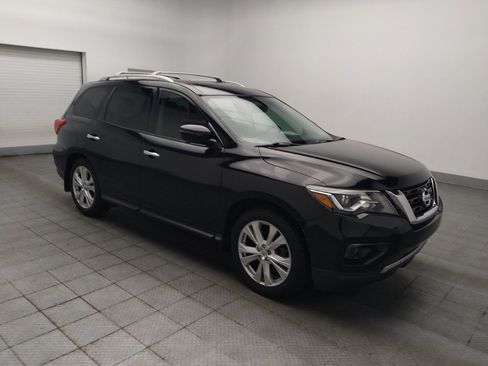 Used 2018 Nissan Pathfinder SL w/ SL Premium Package FWD image 11