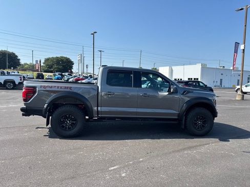 Used 2026 Ford F150 Raptor AWD/4WD image 14