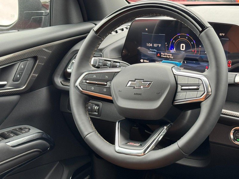 New 2027 Chevrolet Traverse Z71 w/ Enhanced Driving Package AWD/4WD image 9