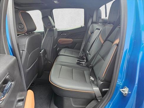 Used 2024 GMC Canyon AT4 w/ AT4 Premium Package image 15