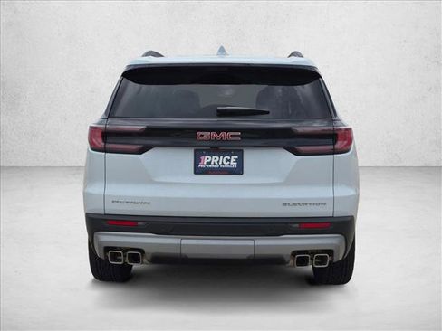 Used 2026 GMC Acadia Elevation w/ Elevation Premium Package FWD image 6