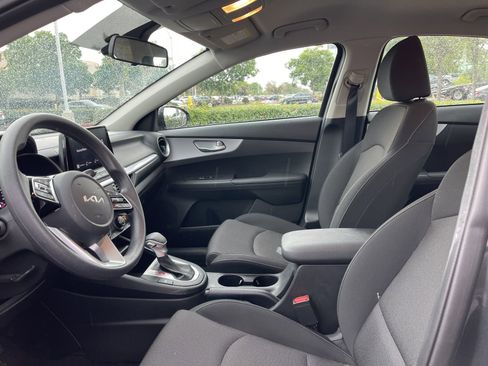 Certified 2024 Kia Forte LXS w/ LXS Technology Package image 5