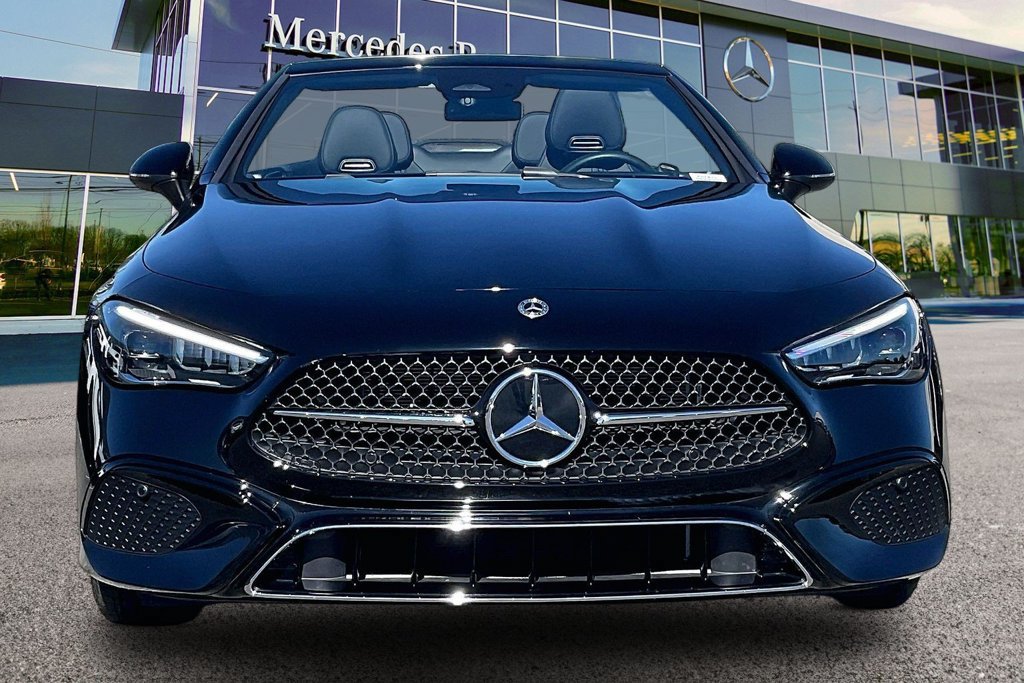 Certified 2025 Mercedes-Benz CLE 300 4MATIC Cabriolet image 3