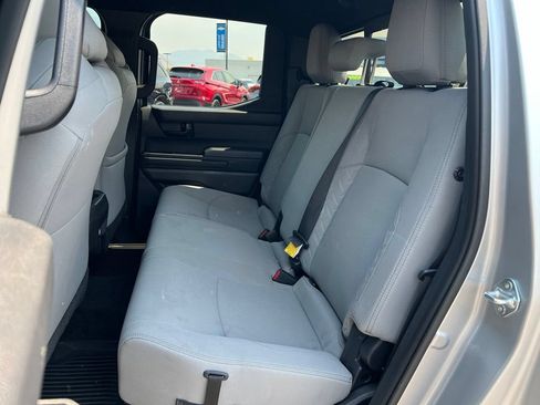 Used 2024 Toyota Tacoma SR5 w/ SR5 Upgrade Package AWD/4WD image 25