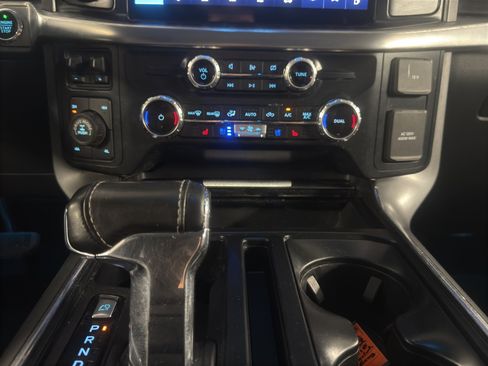 Used 2022 Ford F150 Lariat AWD/4WD image 18