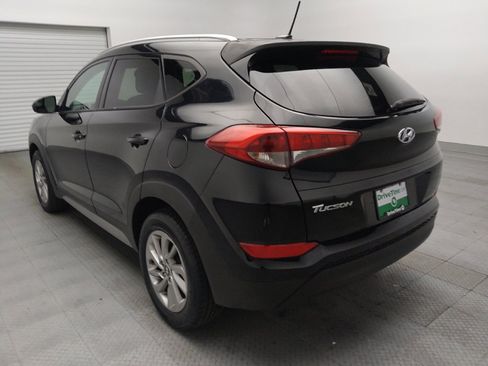Used 2017 Hyundai Tucson SE w/ SE Popular Package 02 FWD image 5
