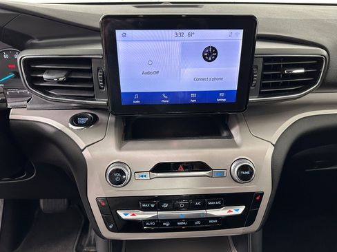 Certified 2024 Ford Explorer XLT w/ Equipment Group 202A image 26