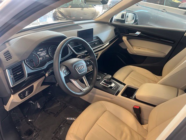 Used 2018 Audi Q5 2.0T Premium Plus w/ Premium Plus Package AWD/4WD image 21